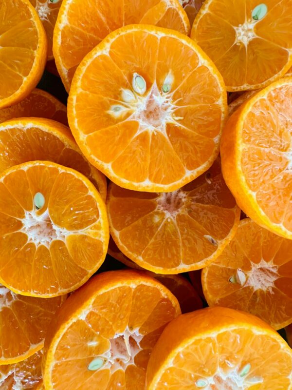 pile of sliced oranges